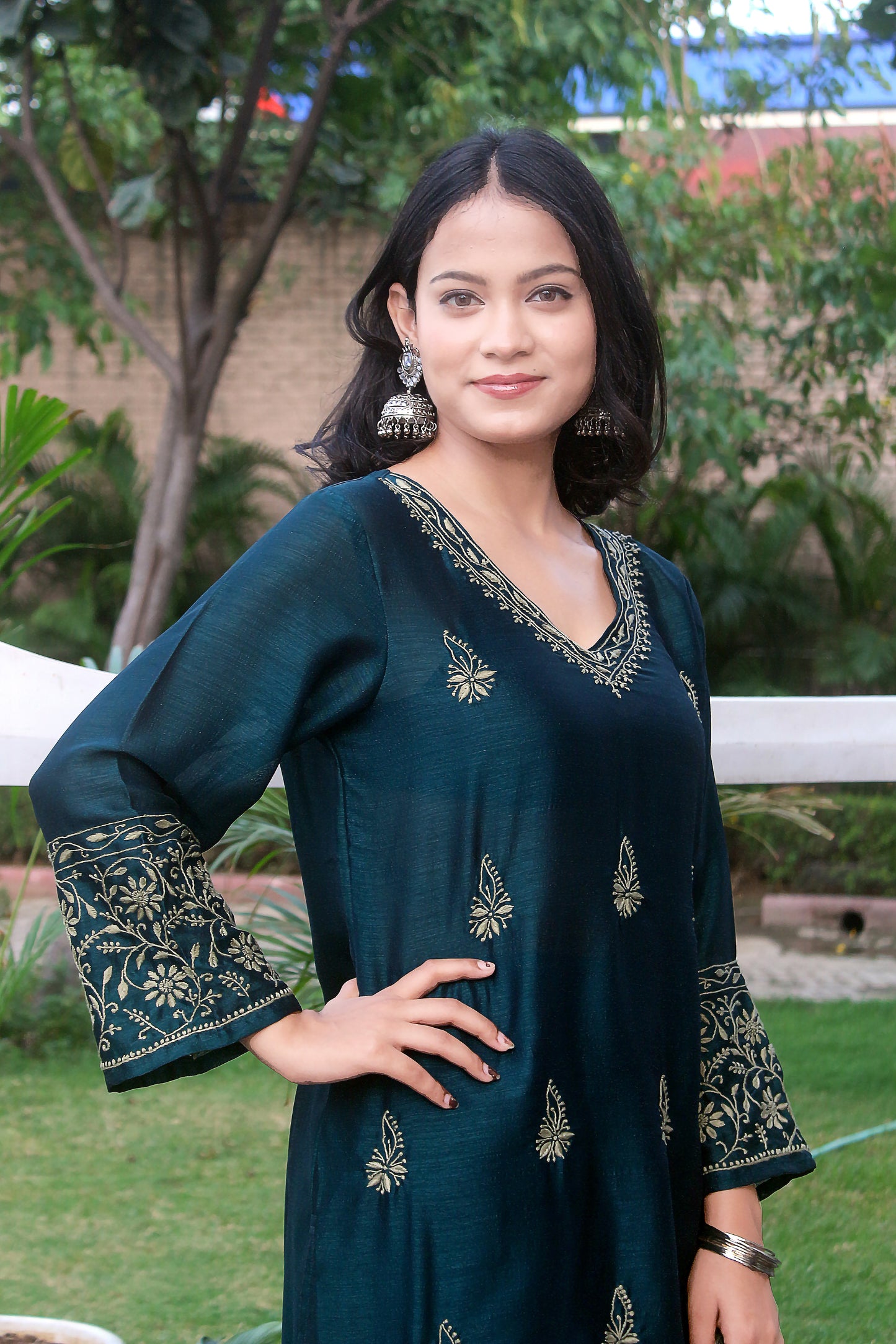 Emerald Green Chikankari Kurta Set - V Neck