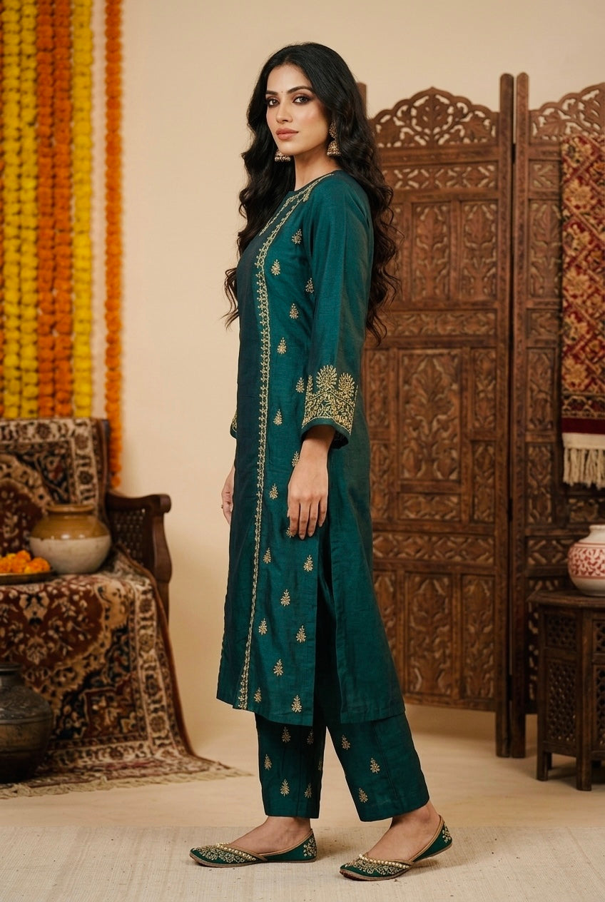 Rubika Chikankari Kurta Set- Green