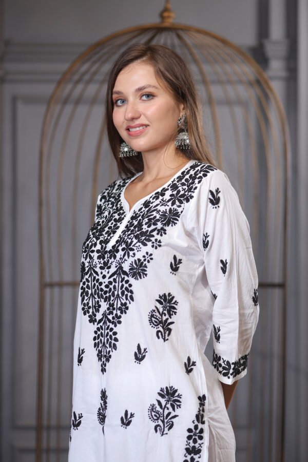 Pearl White Mul Cotton Kurta Set - Image 4