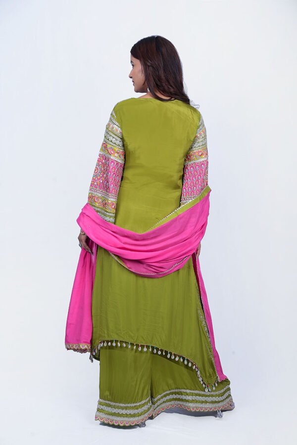 Green Palazzo Set With Pink Dupatta And Bell Sleeve - Image 2