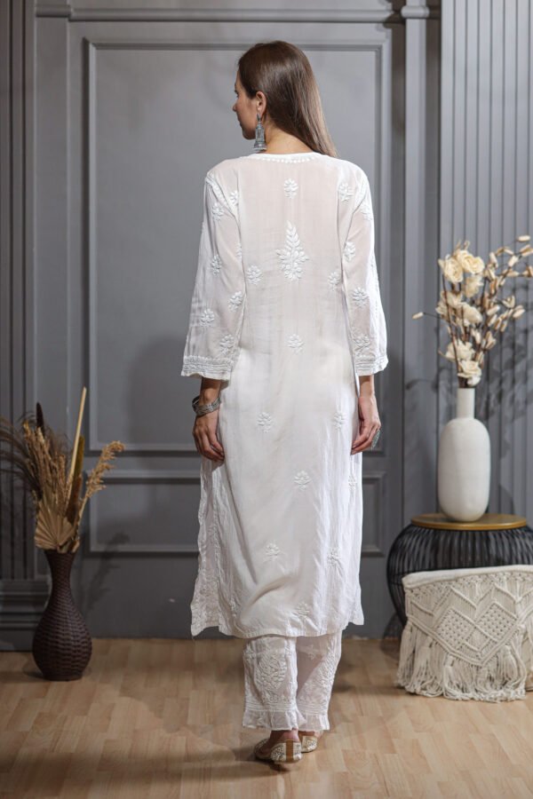 White Chikankari Kurta With Pant - Image 4