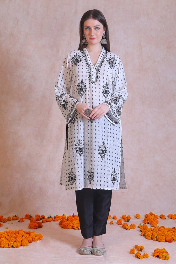 Black And White V-Neck Chikankari Kurta - Image 2