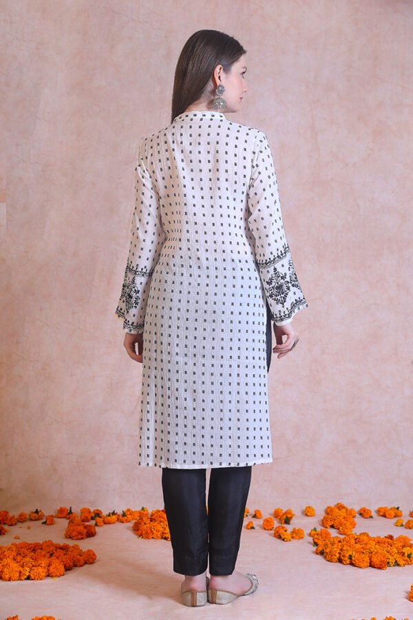 Black And White V-Neck Chikankari Kurta - Image 5